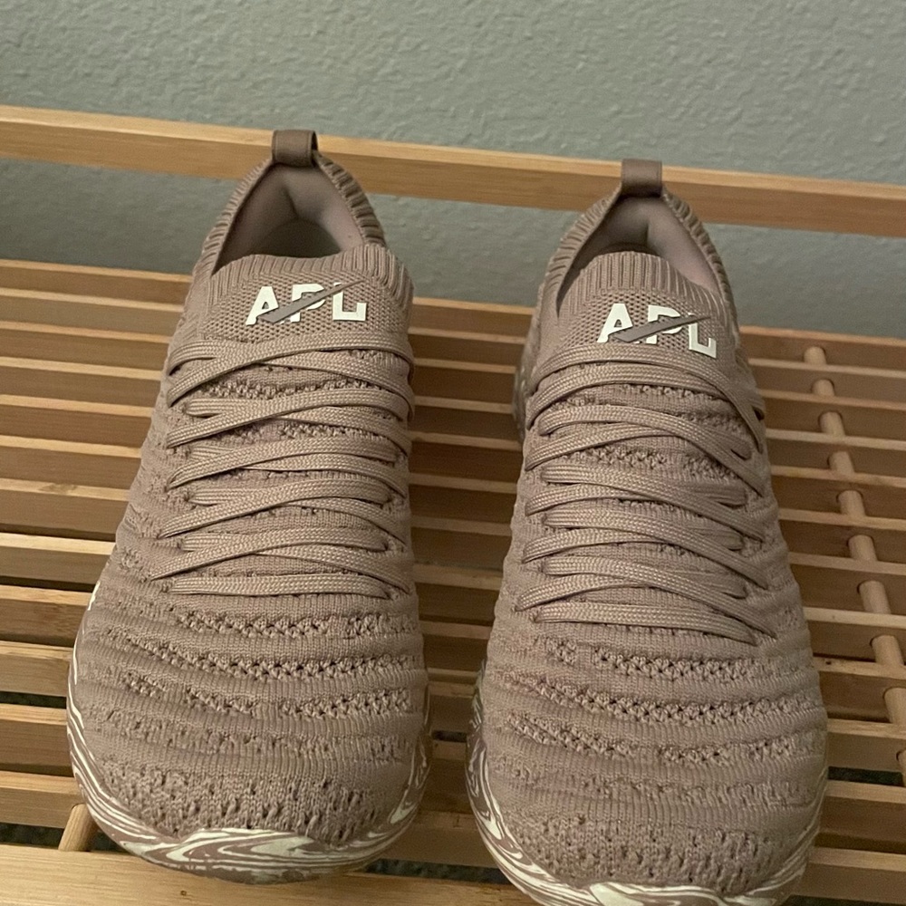 APL Techloom Wave